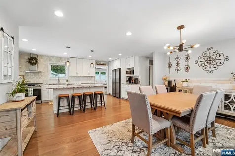 13 Crane Terrace Verona NJ 07044