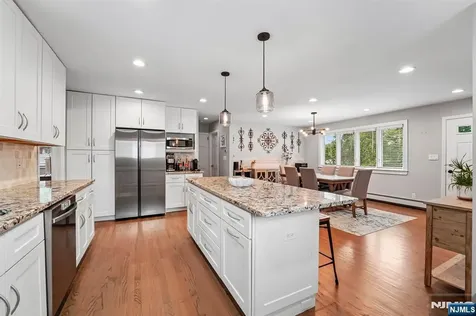 13 Crane Terrace Verona NJ 07044