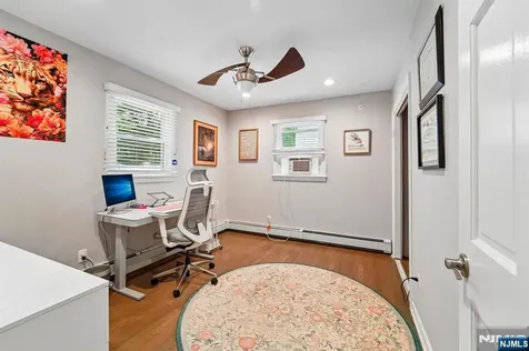 13 Crane Terrace Verona NJ 07044