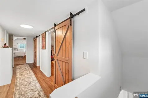 13 Crane Terrace Verona NJ 07044