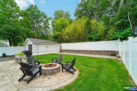 13 Crane Terrace Verona NJ 07044