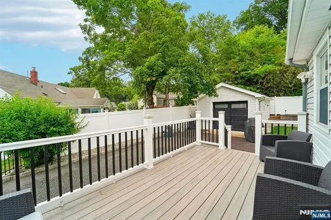 13 Crane Terrace Verona NJ 07044