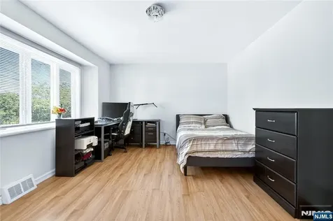 12 Stony Hill Road Clifton NJ 07013