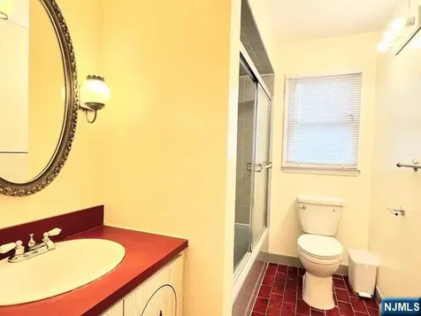 846 E Glen Avenue Ridgewood NJ 07450