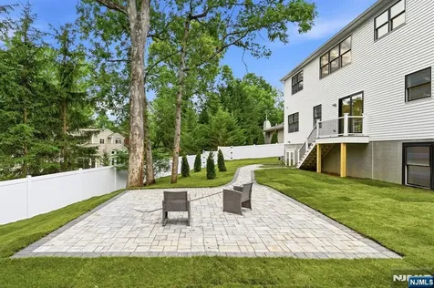 35 Sycamore Avenue Livingston NJ 07039