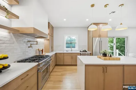35 Sycamore Avenue Livingston NJ 07039