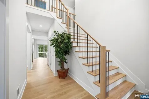 35 Sycamore Avenue Livingston NJ 07039