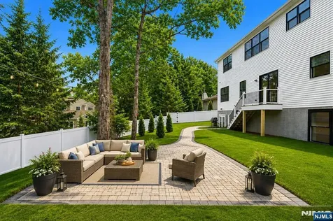 35 Sycamore Avenue Livingston NJ 07039