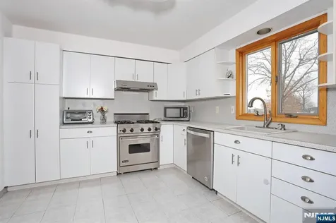 140 Prospect Street Hasbrouck Heights NJ 07604
