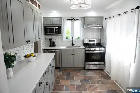 47 Stanley Avenue Nutley NJ 07110