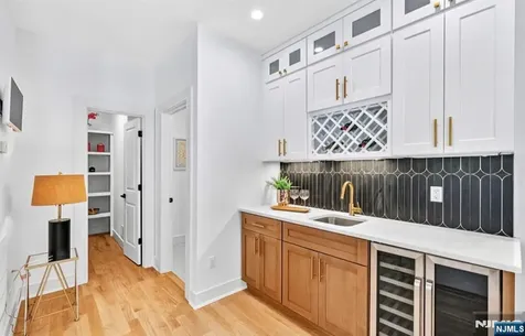 6 Short Hill Road Clifton NJ 07012