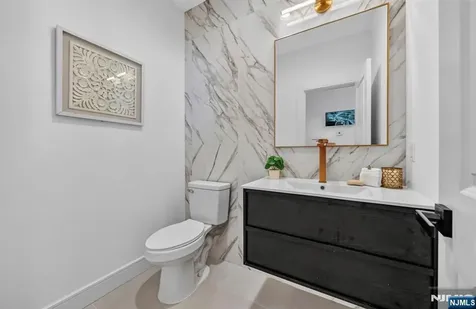 6 Short Hill Road Clifton NJ 07012