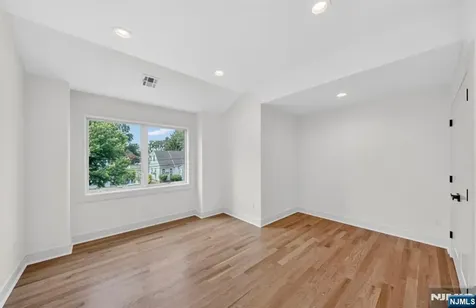 6 Short Hill Road Clifton NJ 07012
