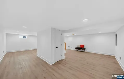 6 Short Hill Road Clifton NJ 07012