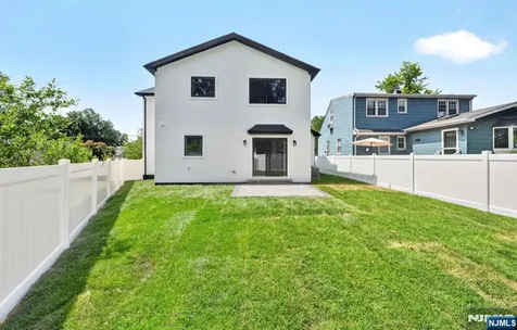 6 Short Hill Road Clifton NJ 07012