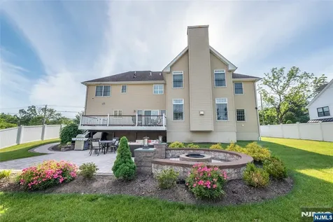 116 French Hill Road Wayne NJ 07470