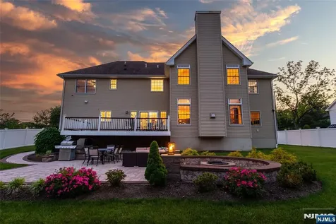 116 French Hill Road Wayne NJ 07470