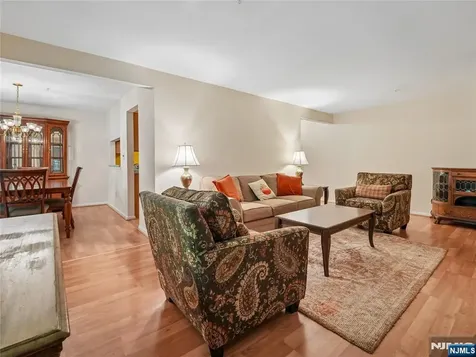 2710 Hemingway Lane Mahwah NJ 07430