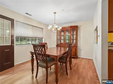 2710 Hemingway Lane Mahwah NJ 07430
