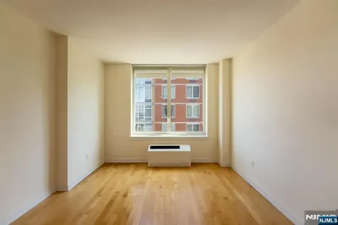 600 12th Street Palisades Park NJ 07650
