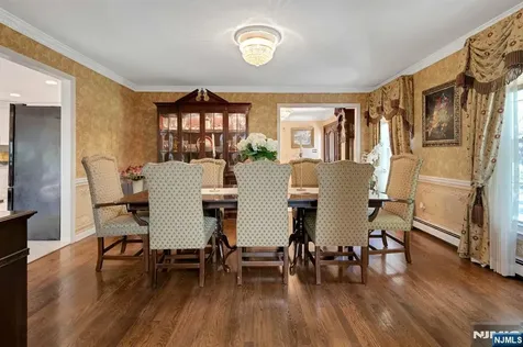 10 Moonshadow Court Kinnelon Borough NJ 07405