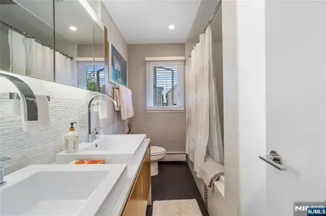 45 Grunwald Street Clifton NJ 07013