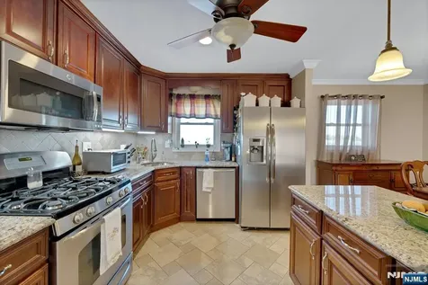 12 Geraldine Road North Arlington NJ 07031