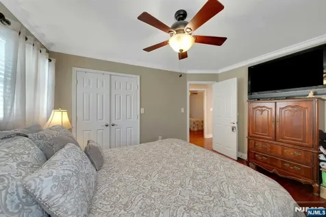 12 Geraldine Road North Arlington NJ 07031