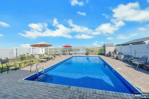 12 Geraldine Road North Arlington NJ 07031