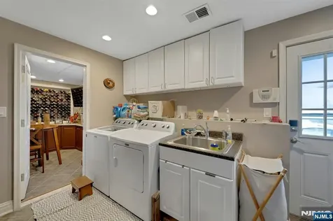 12 Geraldine Road North Arlington NJ 07031