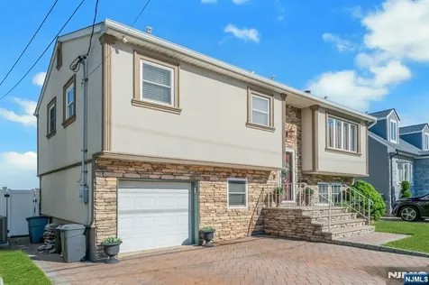 12 Geraldine Road North Arlington NJ 07031