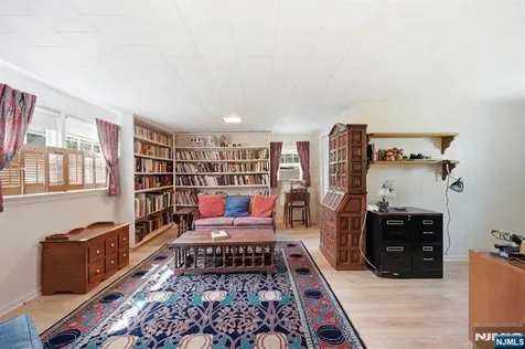 16 Pinecrest Drive Woodcliff Lake NJ 07677