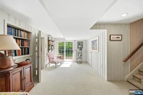 16 Pinecrest Drive Woodcliff Lake NJ 07677
