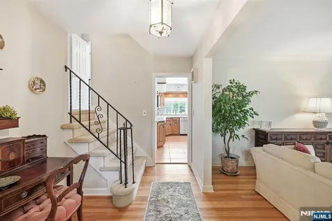 16 Pinecrest Drive Woodcliff Lake NJ 07677