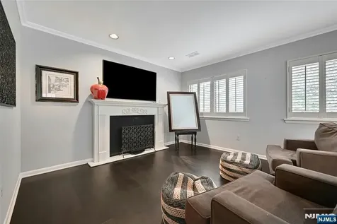 211 Yorktowne Court Twp Of Washington NJ 07676