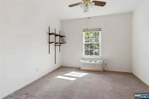 5322 Richmond Road West Milford NJ 07480
