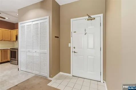5322 Richmond Road West Milford NJ 07480