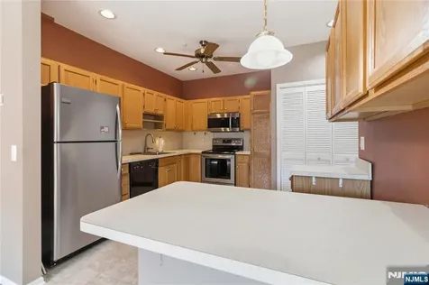 5322 Richmond Road West Milford NJ 07480