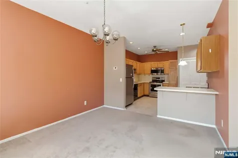 5322 Richmond Road West Milford NJ 07480