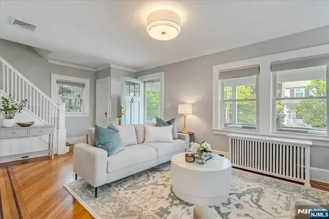 40 Comley Place Bloomfield NJ 07003