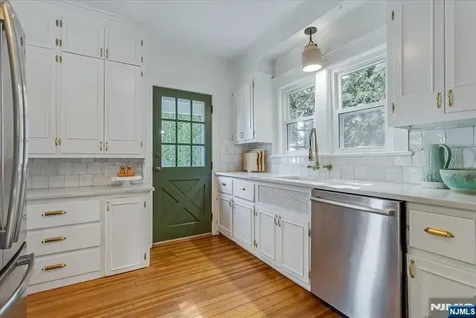 40 Comley Place Bloomfield NJ 07003