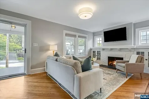 40 Comley Place Bloomfield NJ 07003