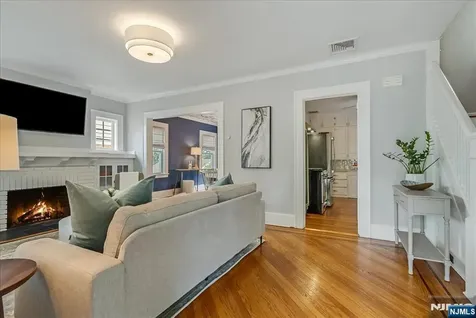 40 Comley Place Bloomfield NJ 07003
