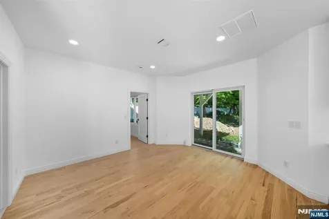 42 Howland Avenue River Edge NJ 07661