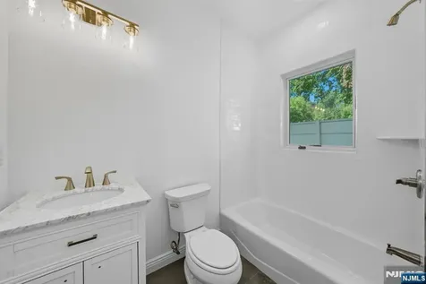 42 Howland Avenue River Edge NJ 07661