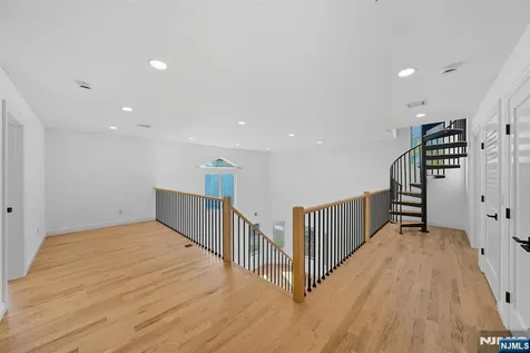 42 Howland Avenue River Edge NJ 07661