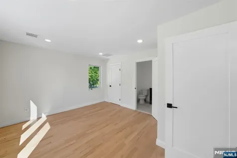 42 Howland Avenue River Edge NJ 07661