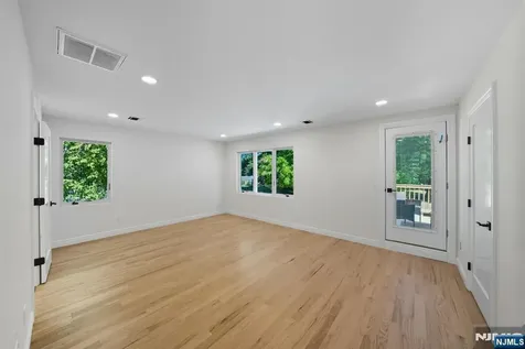 42 Howland Avenue River Edge NJ 07661