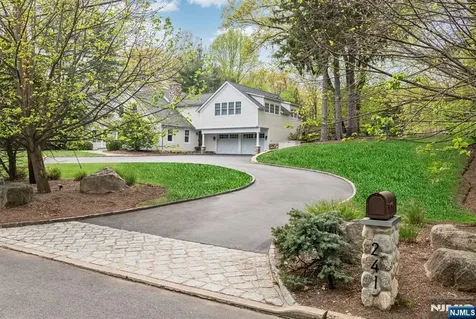 241 Grove Street Ramsey NJ 07446