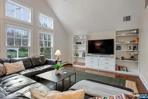 241 Grove Street Ramsey NJ 07446